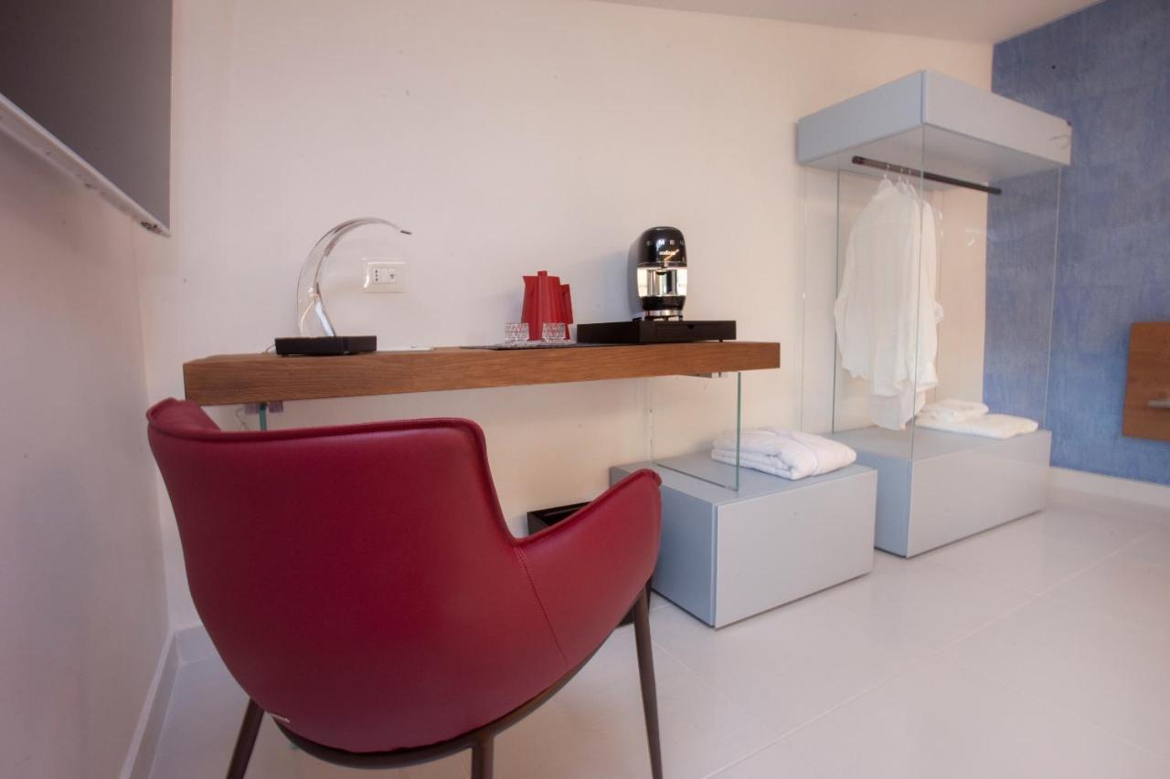 פסטום Aquamaris Design Suite & Spa מראה חיצוני תמונה