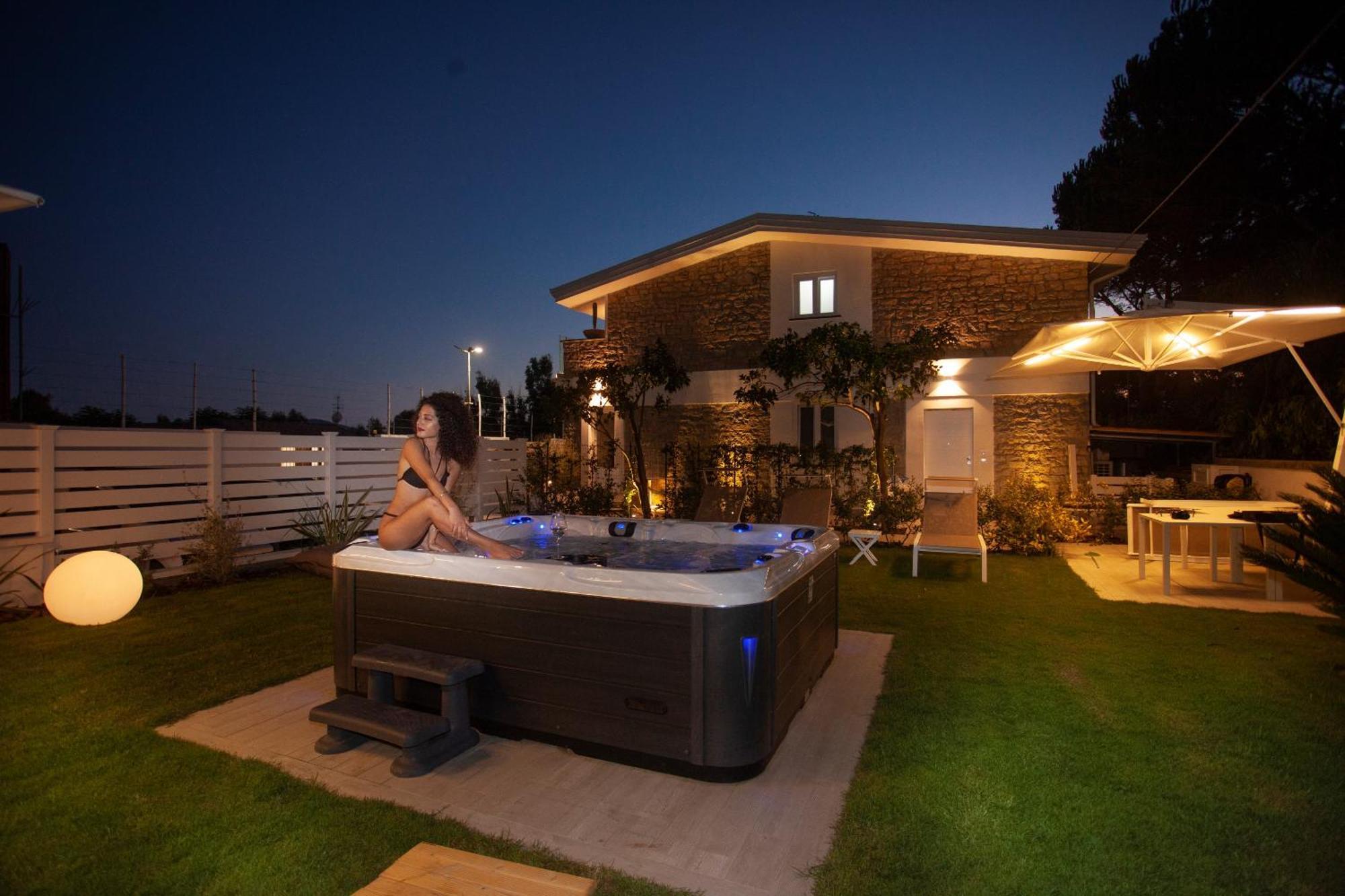 פסטום Aquamaris Design Suite & Spa מראה חיצוני תמונה
