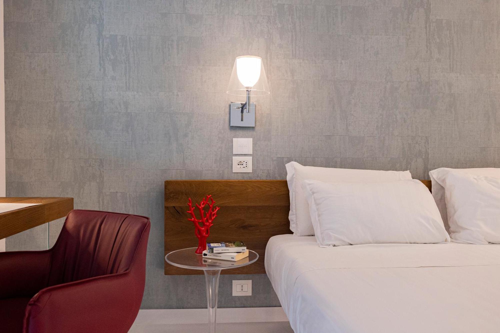 פסטום Aquamaris Design Suite & Spa מראה חיצוני תמונה