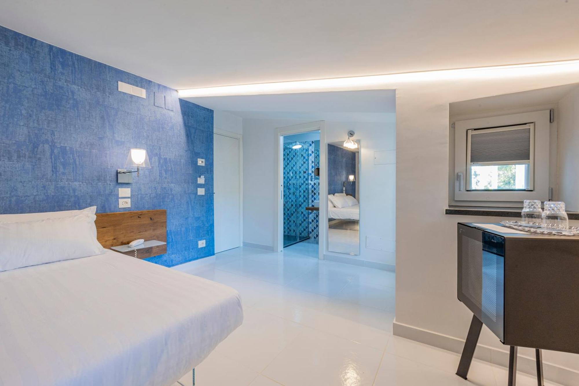 פסטום Aquamaris Design Suite & Spa מראה חיצוני תמונה