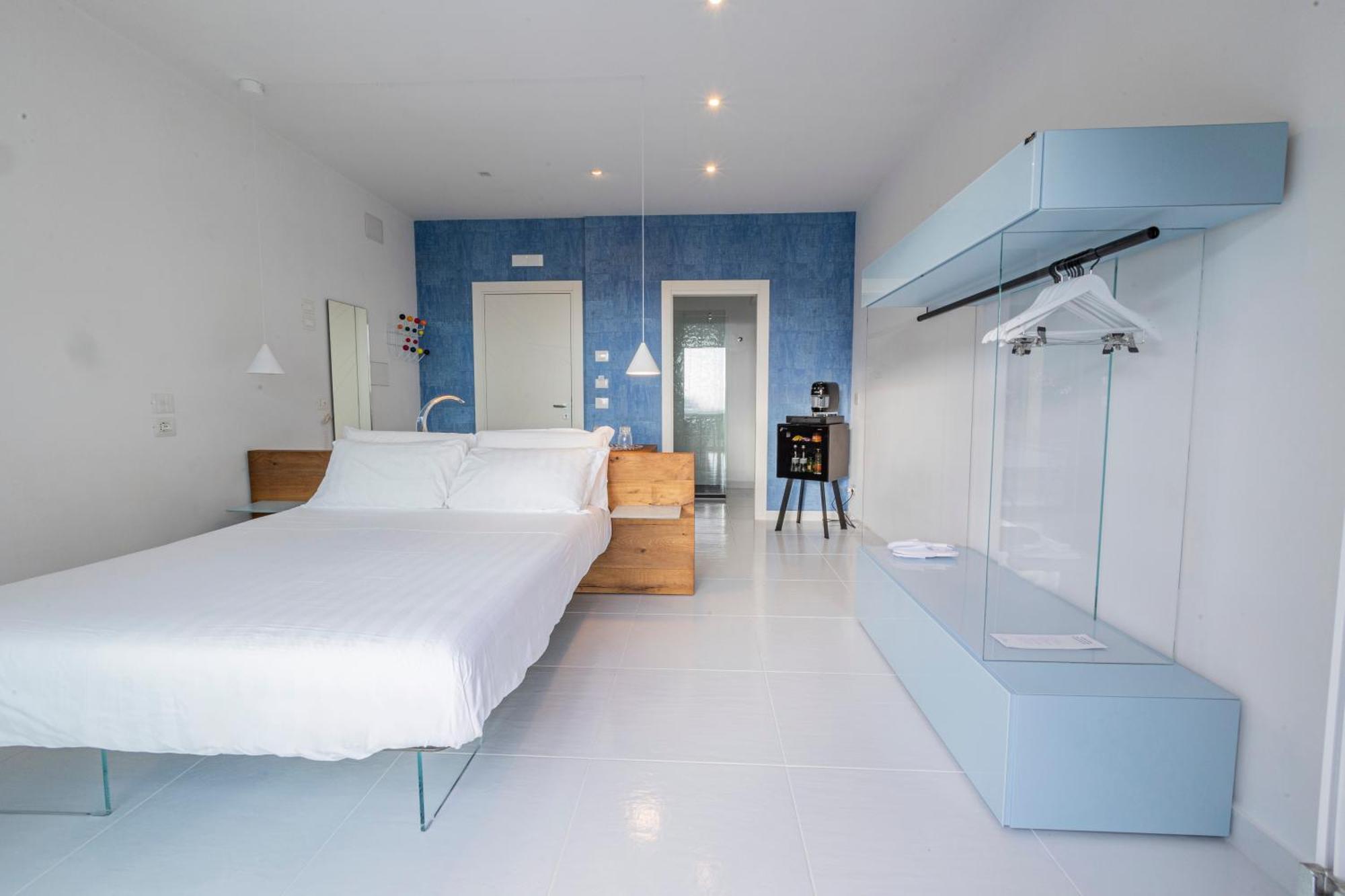 פסטום Aquamaris Design Suite & Spa מראה חיצוני תמונה