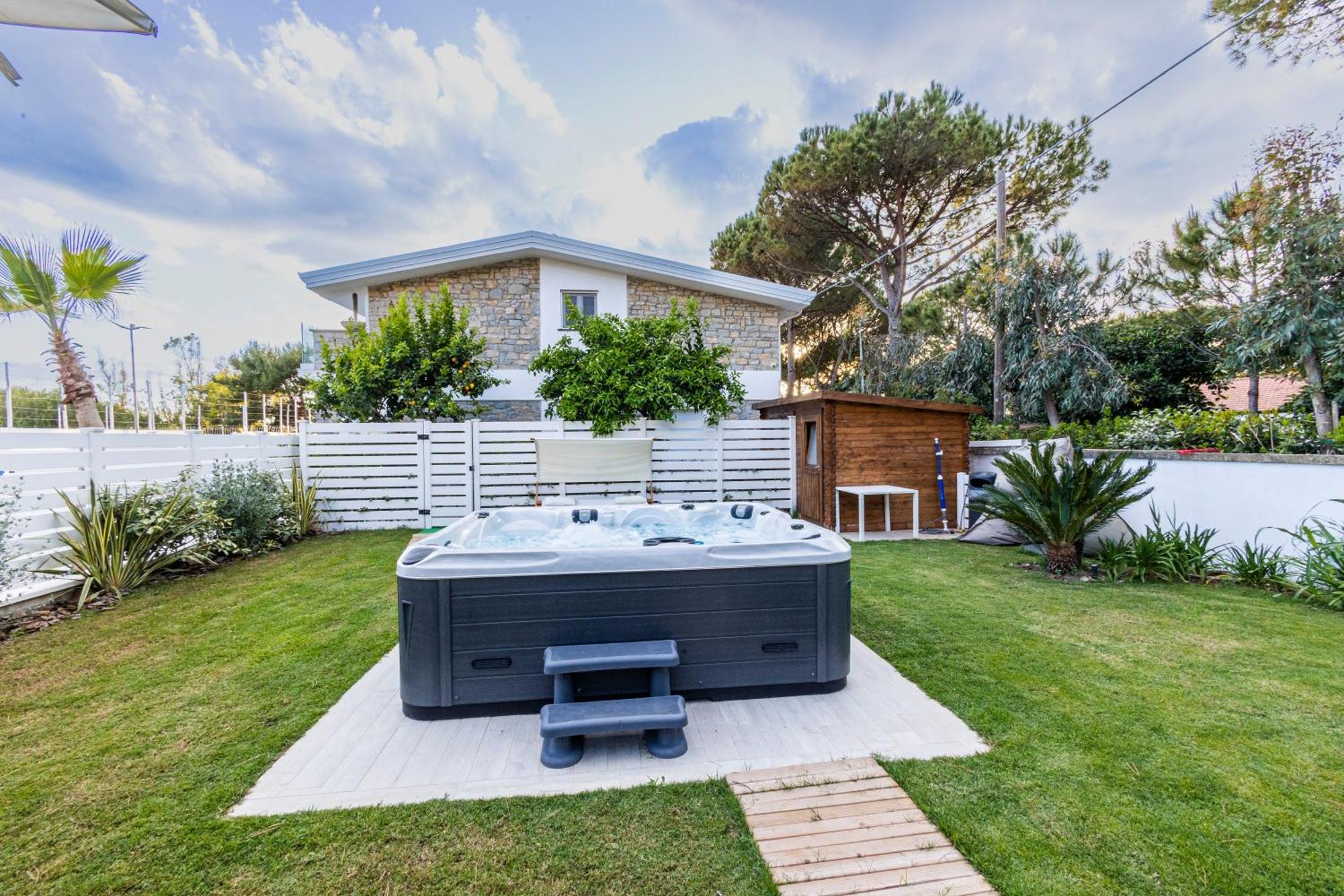 פסטום Aquamaris Design Suite & Spa מראה חיצוני תמונה